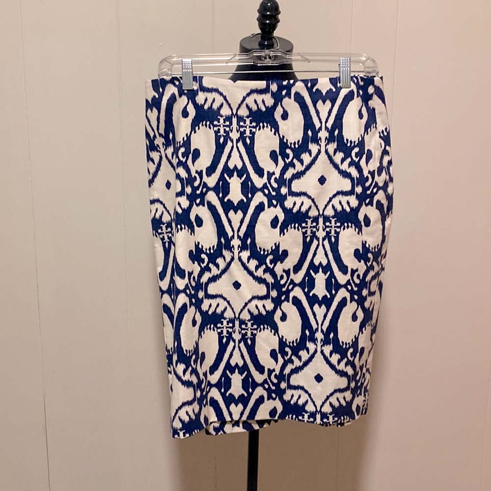 Ann Taylor size 8 pencil skirt